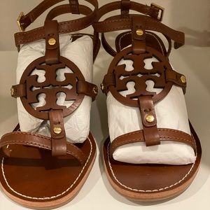 New Brown Tory Burch Size 7 Sandal